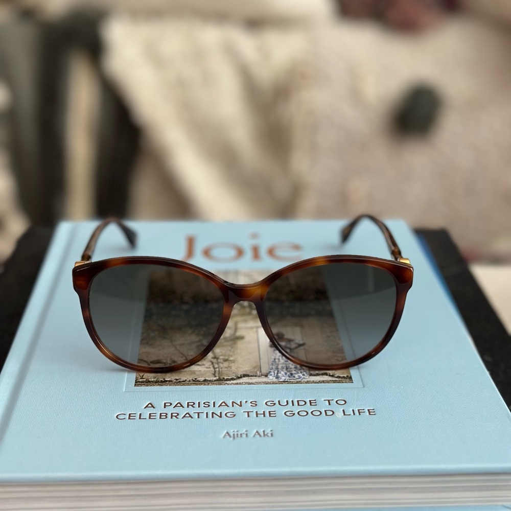 Fendi Tortoise style Sunglasses